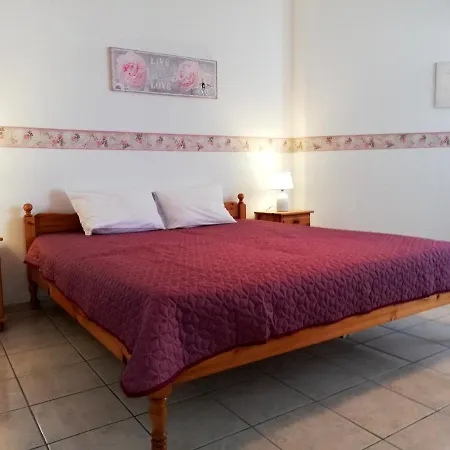 Panorama-Apartmany Chantall,Morski Zvuci 58,Ravda ラヴダ