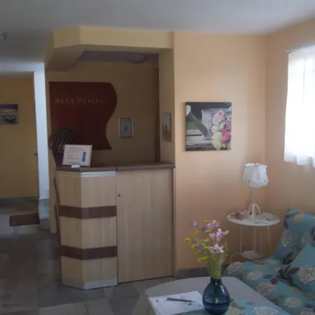 Guest house Panorama-Apartmany Chantall,Morski Zvuci 58,Ravda *