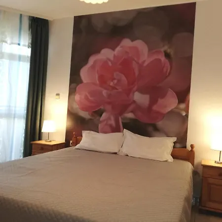 Panorama-Apartmany Chantall,Morski Zvuci 58,Ravda Guest house *