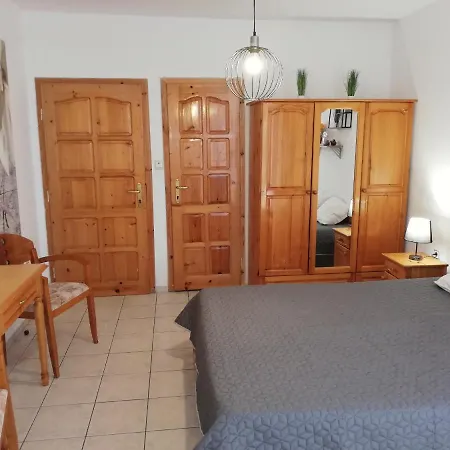 Panorama-Apartmany Chantall,Morski Zvuci 58,Ravda Guest house Ravda