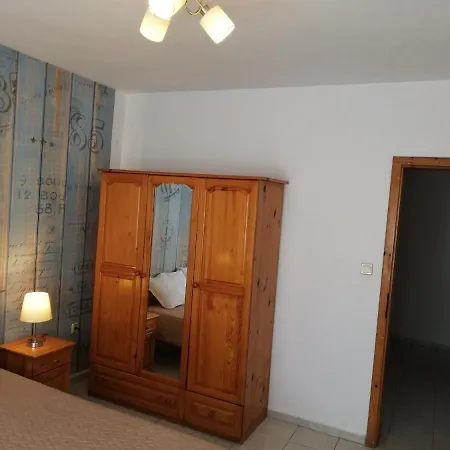 Panorama-Apartmany Chantall,Morski Zvuci 58,Ravda Guest house Ravda