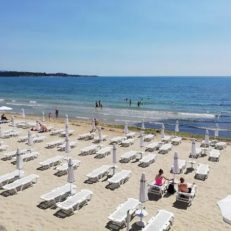 بيت ضيافة Panorama-Apartmany Chantall,Morski Zvuci 58,Ravda